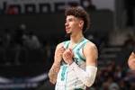 哥你太铁了！三球狂打21铁得到34分4板13助5断 三分18中3